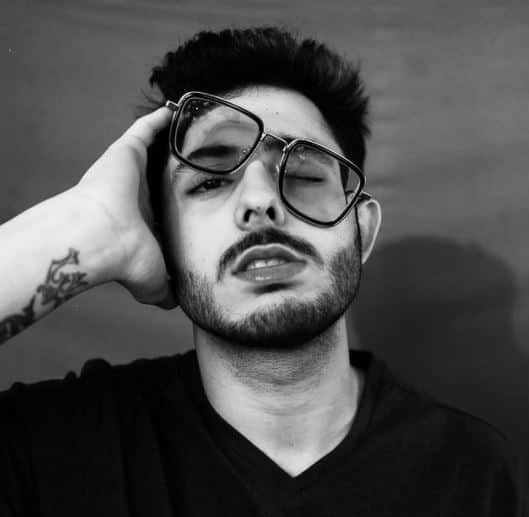 YouTuber CarryMinati Overcame Lockdown Anxiety While Shooting For His Debut Film 'Mayday' YouTuber CarryMinati Overcame Lockdown Anxiety While Shooting For His Debut Film 'Mayday'