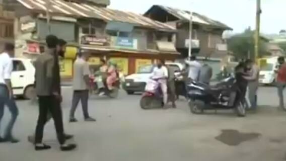 Srinagar में पुलिस के दस्ते पर आतंकी हमला | Seedhe Field Se