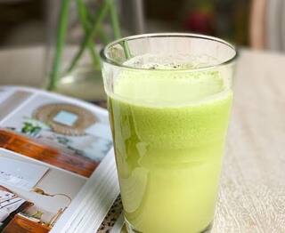 Weight Loss: આ પાનના જ્યુસનું  સેવન કરવાથી થાય છે અદભૂત ફાયદા, બોડી ડિટોક્સ કરવાની સાથે ઉતારશે વજન