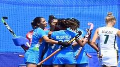 Tokyo Olympics 2020 : भारतीय महिला हॉकी संघ सुवर्णपदकापासून केवळ दोन पावलं दूर