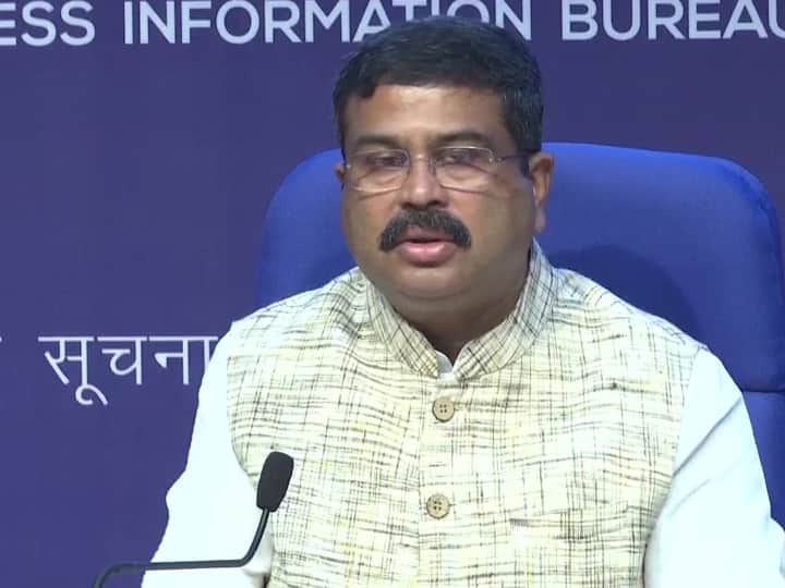 Union Cabinet approves continuation of Samagra Shiksha scheme for next five years Samagra Shiksha scheme: समग्र शिक्षा अभियान-2.0 को मंजूरी, बालिका हॉस्टल में सैनिटरी पैड, हॉलिस्टिक रिपोर्ट कार्ड जैसा होगा प्रावधान