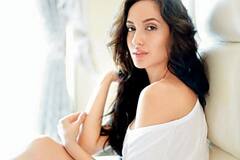 Skin Care Tips: चेहरे पर चाहिए Nora Fatehi जैसा निखार, अपनायेंगे ये Skin Care Tips तो जल-भुन जायेंगे पड़ोसी