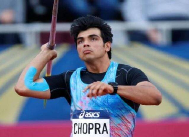 Tokyo Olympics 2020 LIVE Neeraj Chopra in Javelin Throw finals  Neeraj Chopra : ऑलिम्पिकमध्ये भालाफेक स्पर्धेत भारताला मोठं यश, नीरज चोप्राची फायनलमध्ये धडक