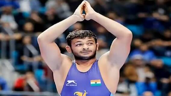 Tokyo Olympic 2020 : पैलवान Deepak Punia उपांत्य फेरीत पराभूत, दीपकला कांस्यपदकासाठी खेळण्याची संधी