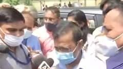 दिल्ली रेप कांड: राहुल गांधी के बाद पीड़ित बच्ची के परिवार से मिले केजरीवाल, मुआवजे का एलान किया