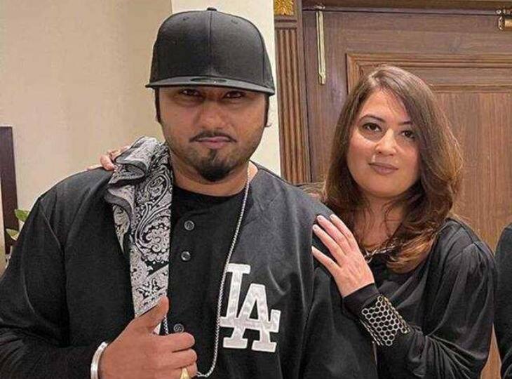 Honey Singh wife Shalini has sought compensation of crore rupees घरेलू हिंसा का आरोप लगाने वाली पत्नी ने Honey Singh से हर्जाने के तौर पर मांगे हैं इतने करोड़ रुपये, मुश्किल में पड़े सिंगर