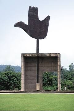 ਚੰਡੀਗੜ੍ਹ ਨਗਰ ਨਿਗਮ ਚੋਣਾਂ 'ਚ 'AAP' ਨੂੰ ਲਗਾਤਾਰ ਲੀਡ, ਦੇਖੋ ਦੂਜੇ ਨੰਬਰ ਤੇ ਕਿਹੜੀ ਪਾਰਟੀ ਪਹੁੰਚੀ ?