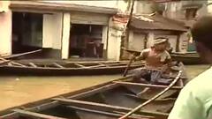 Bengal Flood Situation: খানাকুলে জলের তলায় গ্রাম, উদ্ধারে সেনা ও এনডিআরএফ