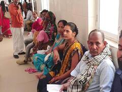 गाजीपुर: जिला अस्पताल में 'राम भरोसे' स्वास्थ्य सेवाएं, मरीजों को निजी लैब में कराना पड़ रहा टेस्ट