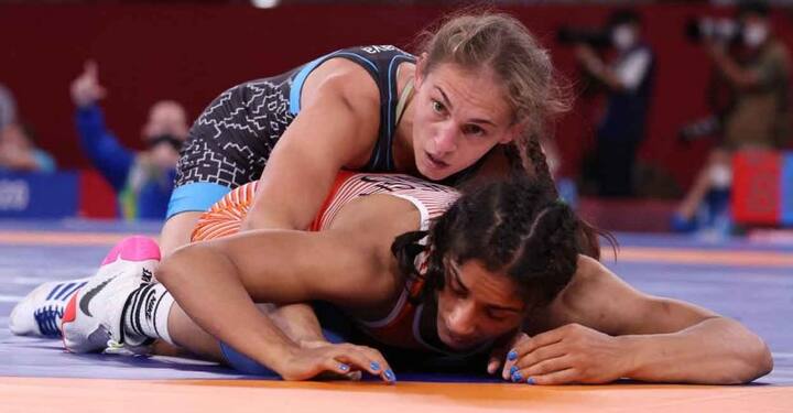 53 కిలోల విభాగంలో రెజ్లర్ వినేశ్ ఫొగాట్ క్వార్టర్స్‌లో ఓడింది. బెలారస్ రెజ్లర్ వనెసా చేతిలో 9-3 తేడాతో ఓడింది.