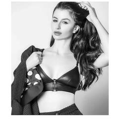 મલાઇકા સાથે તલાક લીધા બાદ આ હસીનાના પ્રેમમાં પડ્યો છે Arbaaz Khan, જુઓ તેની ગર્લફ્રેન્ડની સ્ટનિંગ તસવીરો...