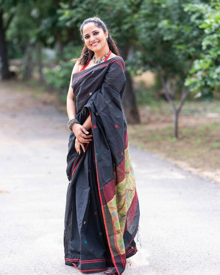 (Courtesy : Instagram) ఒక్కొక్కరూ ఒక్కో విధంగా కామెంట్స్ చేస్తున్నారు.