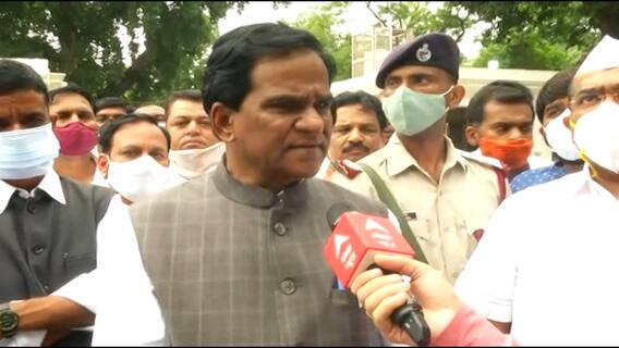 Raosaheb Danve on Mumbai Local : ठाकरे सरकार सांगेल त्या क्षणी लोकल सुरू करण्याचा निर्णय घेऊ: दानवे