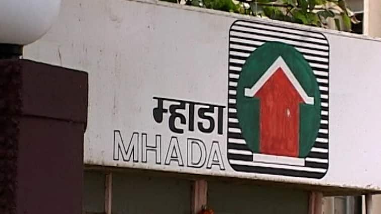 Malpractice in MHADA exam, alleges MPSC co-ordination committee MHADA परीक्षेत गैरप्रकार, एमपीएससी समन्वय समितीचा आरोप, CCTV फूटेज समोर