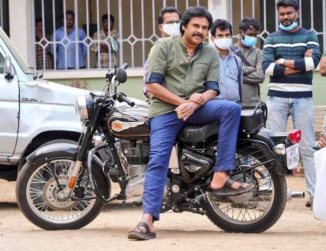 అయ్యప్పనుమ్ కోశియుమ్ రీమేక్ -  పవన్ కళ్యాణ్, రానా కాంబోలో తెరకెక్కుతోన్న ఈ సినిమాను జనవరి 12, 2022లో విడుదల చేయనున్నారు.
