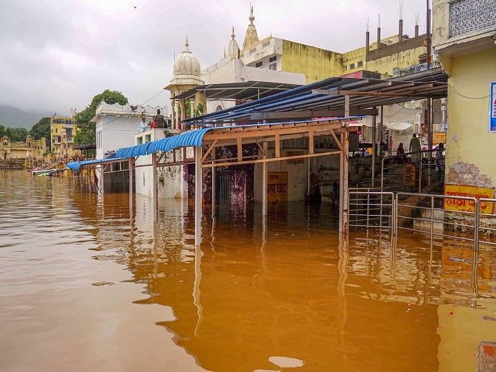 india monsoon update floods in bengal madhya pradesh heavy rain warning in rajasthan know updates India Monsoon Update: બંગાળ અને મધ્ય પ્રદેશમાં જળબંબાકાર, રાજસ્થાનમાં ભારે વરસાદની આગાહી, જાણો અપડેટ