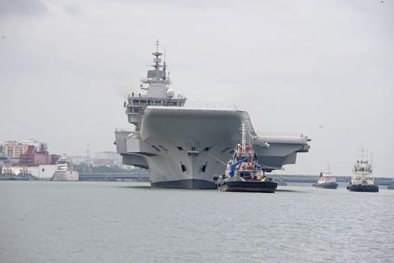 INS Vikrant Pics: హిందూ మహాసముద్రంలో మాహాసేన.. విక్రాంత్ ట్రయల్స్ చూశారా? INS Vikrant Pics: హిందూ మహాసముద్రంలో మాహాసేన.. విక్రాంత్ ట్రయల్స్ చూశారా?