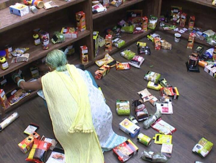 बिग बॉस के घर डायलॉग नंबर 12, 'सामग्री स्टोर रूम में रखी है.'