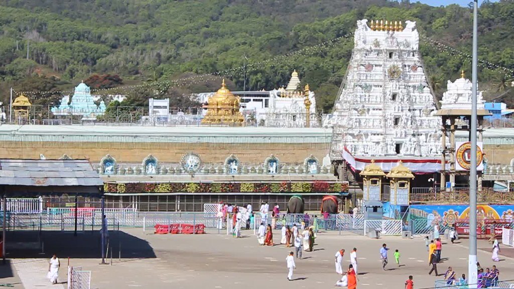 Tirumala Accommodation: తిరుమలలో మళ్లీ మొదలైన కాషన్ డిపాజిట్ విధానం…