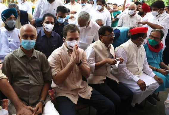 રાહુલ ગાંધી ખેડૂતોના સમર્થનમાં જંતર મંતર પહોંચ્યા