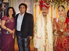 मिलिए Taarak Mehta Ka Ooltah Chashmah के स्टार्स की रियल फैमिली से, एक की अब तक शादी नहीं हुई है!