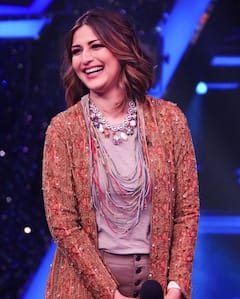 Fashion Friday: Sonali Bendre Wears This Jacket After 2 Decades, Shares Unseen Pic With Shah Rukh Khan