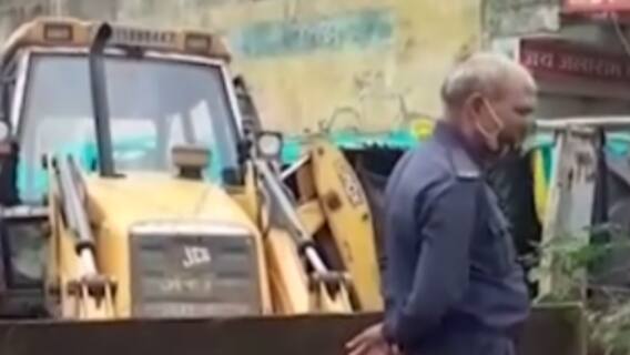 Surat: ડિંડોલી વિસ્તારમાં કામગીરી દરમિયાન JCBથી ફાટી ગુજરાત ગેસની પાઈપલાઈન,મોટી દુર્ઘટના ટળી