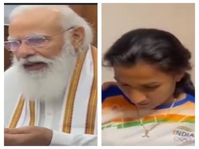 PM Modi converse with indian womens hockey team watch video Indian Womens Hockey Team: தேம்பி அழுத ஹாக்கி வீராங்கனைகள் தேற்றிய பிரதமர் மோடி!