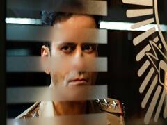 Dial 100 Review: पर्याप्त समय है तो डायल करें मनोज बाजपेयी और नीना गुप्ता की फिल्म का नंबर