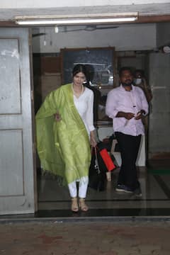 Raj Kundra Pornography Case: Sherlyn Chopra Records Her Statement With Mumbai Crime Branch