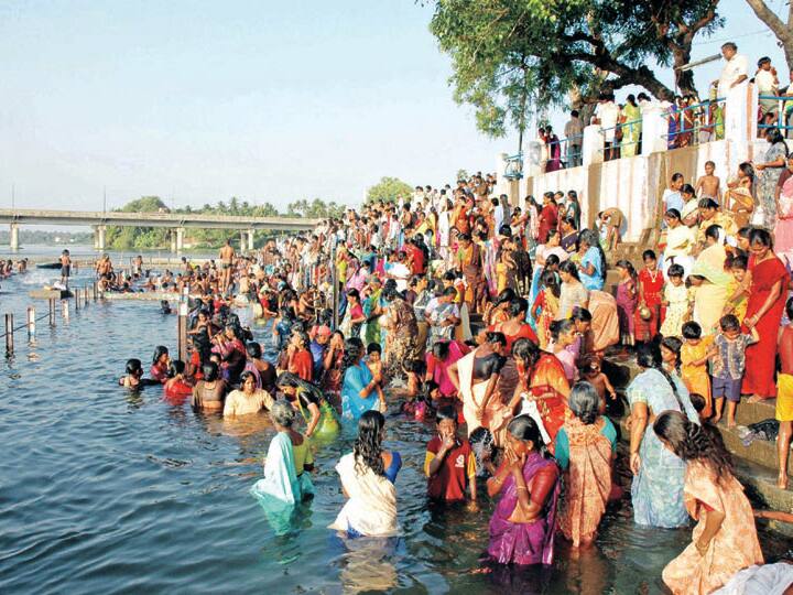 In Pondicherry, it is forbidden to prostitute in water bodies on the eve of the new moon புதுச்சேரியில் ஆடி அமாவாசையை முன்னிட்டு நீர்நிலைகளில் தர்ப்பணம் செய்ய தடை
