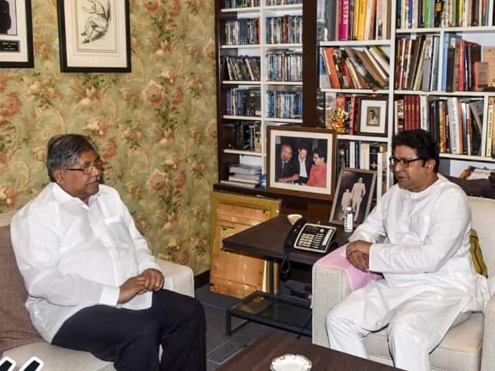 Maharashtra BJP chief Chandrakant Patil meets MNS president Raj Thackeray चंद्रकांत पाटिल ने राज ठाकरे से की मुलाकात, क्या BJP और MNS करेगी गठबंधन?