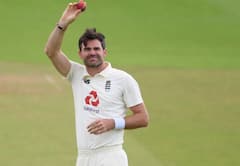 Ind vs Eng 1st Test Pics: అండర్సన్‌ అరుదైన రికార్డు.. కుంబ్లే సరసన... టెస్టు వికెట్లు @ 619