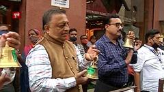 PUNE : पुण्यात सविनय कायदेभंगाचा तिसरा दिवस, तीन दिवस पुण्यातील व्यापाऱ्यांचं 'असहकार' आंदोलन