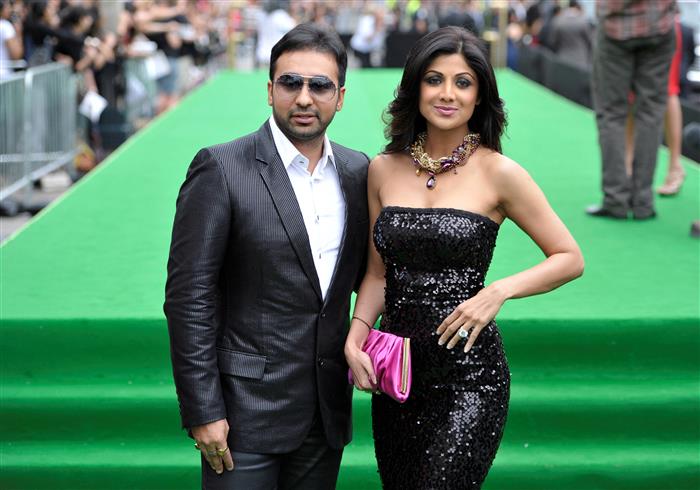 Shilpa Shetty को महंगे तोहफों से रिझाते थे Raj Kundra, एक्ट्रेस ने कहा था-'मैंने उन्हें मना कर दिया था लेकिन अंदर ही अंदर उनसे शादी करने के लिए मरी जा रही थी