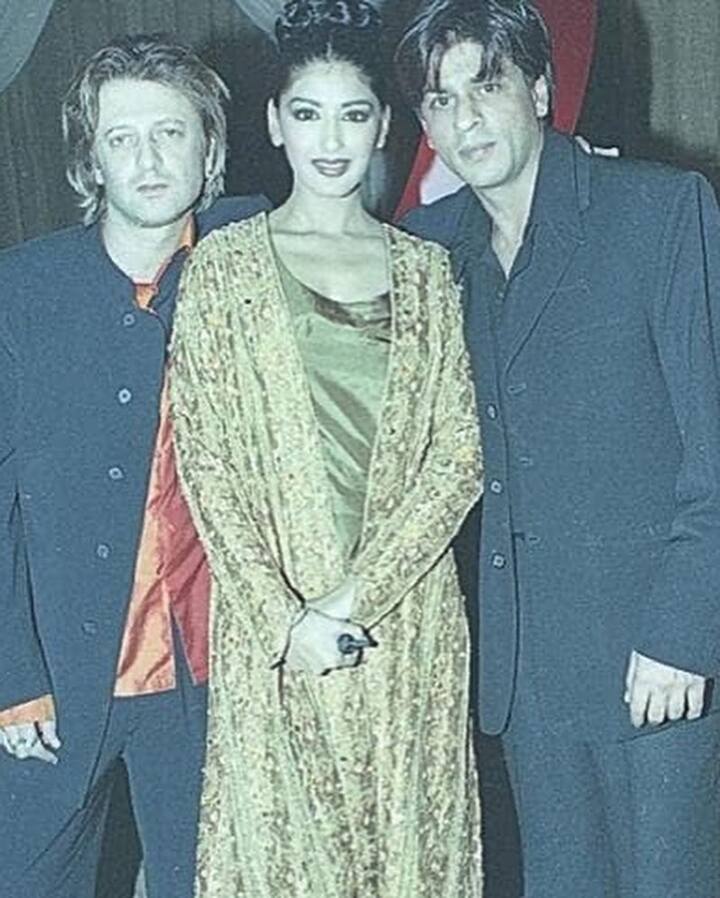 Sonali also shared an unseen throwback picture with Shah Rukh Khan wearing this Rohit Bal jacket almost 20 years back. Her caption read, “Some things age better… I’m talking about my jacket here”. (Image courtesy - @iamsonalibendre/Instagram)