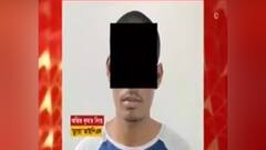 Fake IPS Arrest: কলকাতা পুলিশের সিনিয়র অফিসারদের ছবি ব্যবহার করে তোলাবাজি, ধৃত ভুয়ো IPS অফিসার