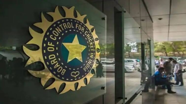 BCCI announces to organize Ranji Trophy next year, domestic cricket season will start from September 20 রঞ্জি ট্রফি পিছিয়ে দিল BCCI, শুরু জানুয়ারিতে
