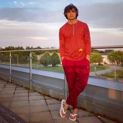 In Pics : नीरज चोप्राचा 'गोल्डन थ्रो', भालाफेकमध्ये देशासाठी जिंकलं पहिलं सुवर्ण पदक