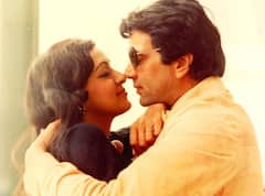 जब Hema Malini ने Dharmendra को फोन करके कहा था- ‘तुम्हें मुझसे अभी शादी करनी होगी’, जानिए क्या हुआ था आगे...