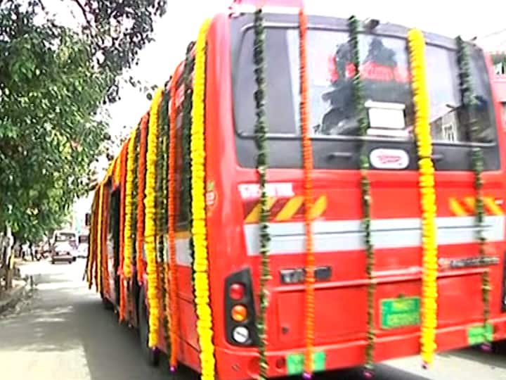 मुंबईकरांना सामान्य बेस्ट प्रमाणेच तिकीट दर आकारले जातील अगदी सहा रुपयांपासून या इलेक्ट्रिक बसचे तिकीट असणार आहे.