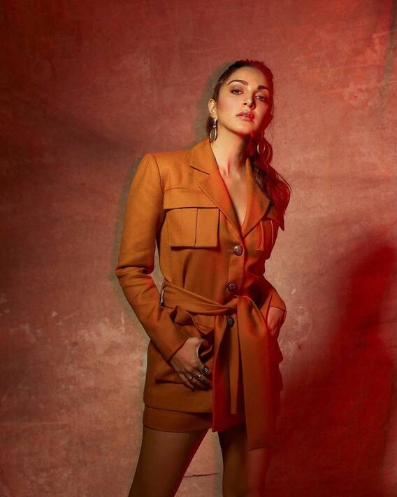 Kiara Advani Photos: కియారా.. నిన్నిలా చూసి.. ఫ్యాన్స్ ప్యార్ కియా..