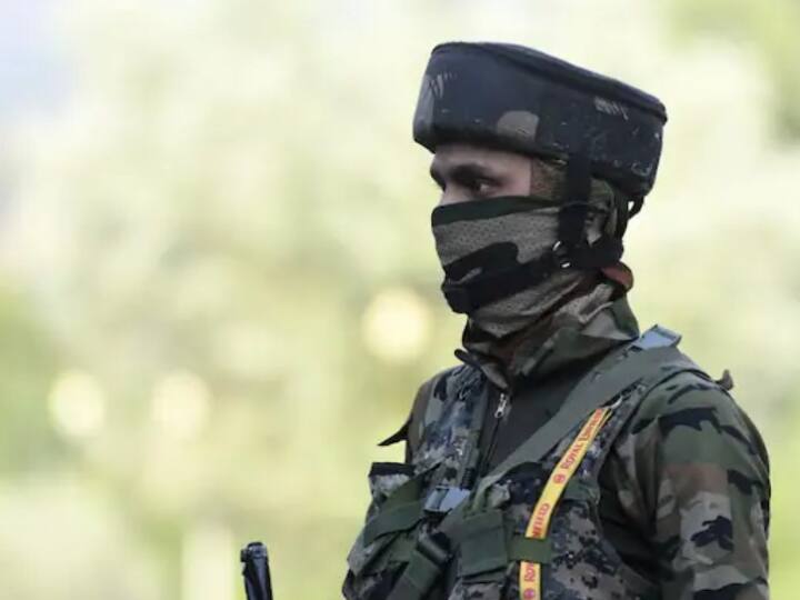 Unknown Militant Killed During Encounter In Jammu and Kashmir's Budgam; Operation Underway Unknown Militant Killed During Encounter In Jammu and Kashmir's Budgam; Search Operation Underway