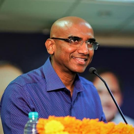 Ex IPS RS Praveen Kumar Announces to join in BSP on Aug 8 in Nalgonda RS Praveen Kumar: నీలి తెలంగాణగా మారాలి.. 8న ఆ పార్టీలో చేరిక..: మాజీ ఐపీఎస్ ఆర్ఎస్ ప్రవీణ్ కుమార్