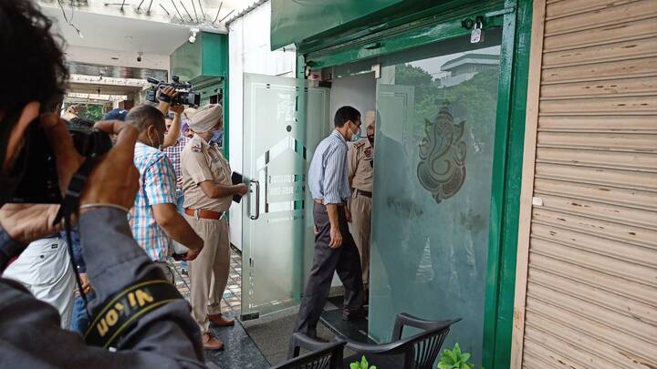 ਮੁਹਾਲੀ ਦੇ ਐਸਐਸਪੀ IPS ਸਤਿੰਦਰ ਸਿੰਘ ਵੀ ਮੌਕੇ ਤੇ ਪਹੰਚੇ।