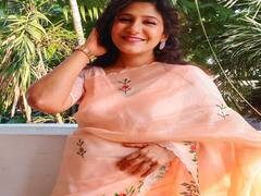 Singer shweta Mohan pics | என்ன சொல்ல ஏது சொல்ல.. - ஸ்வேதா மோகன் க்ளிக்ஸ்!