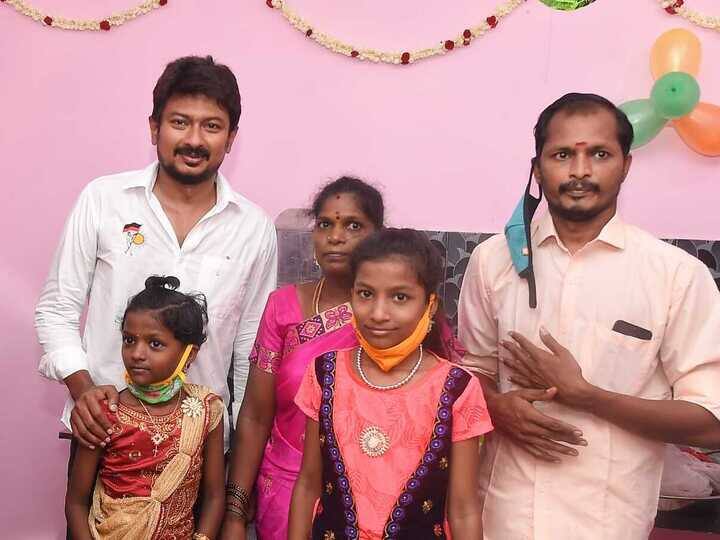 Tamil Nadu: DMK MLA Udhayanidhi Stalin Gives New Home To Couple Residing In Tattered Condition Tamil Nadu: DMK MLA Udhayanidhi Stalin Gives New Home To Couple Residing In Tattered Condition