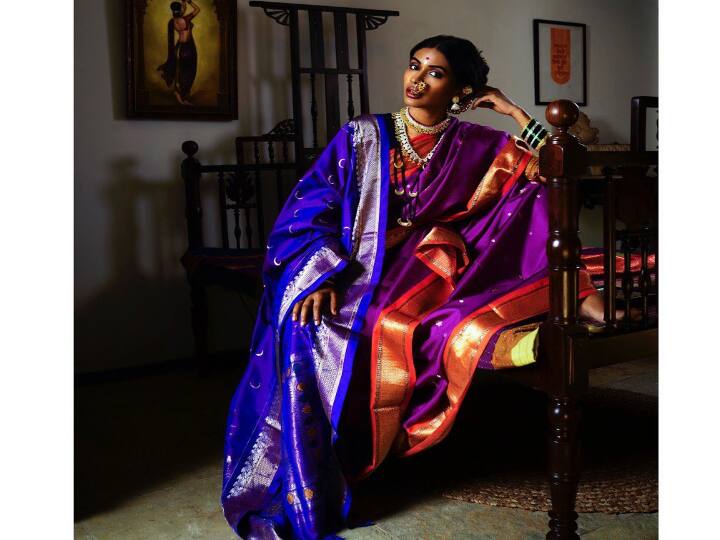 அவர் தெலுங்கு படமான நா பங்காரு தல்லியில் நடித்தார், இதற்காக அவர் தேசிய திரைப்பட விருது பெற்றார்