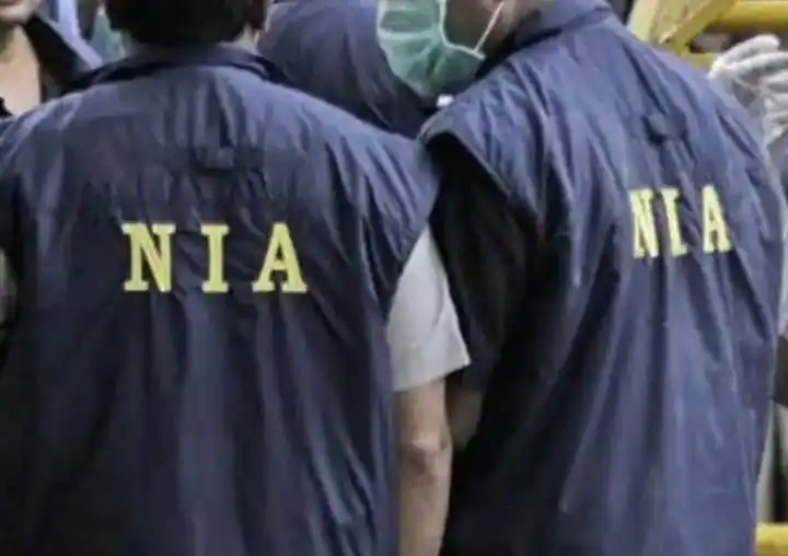 NIA raids Jamaat-e-Islami residences in 14 J&K districts in terror funding case આતંકી ફંડિંગ મામલે જમ્મુ-કાશ્મીરમાં અનેક ઠેકાણે NIAના દરોડા, જાણો વિગત