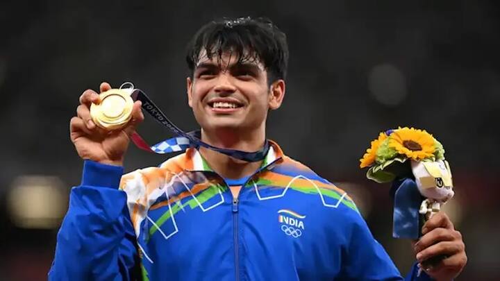 জ্যাভলিনে ফাইনাল রাউন্ডে ৮৭.৫৮ মিটার জ্যাভলিন ছুড়ে সােনা জিতলেন নীরজ।